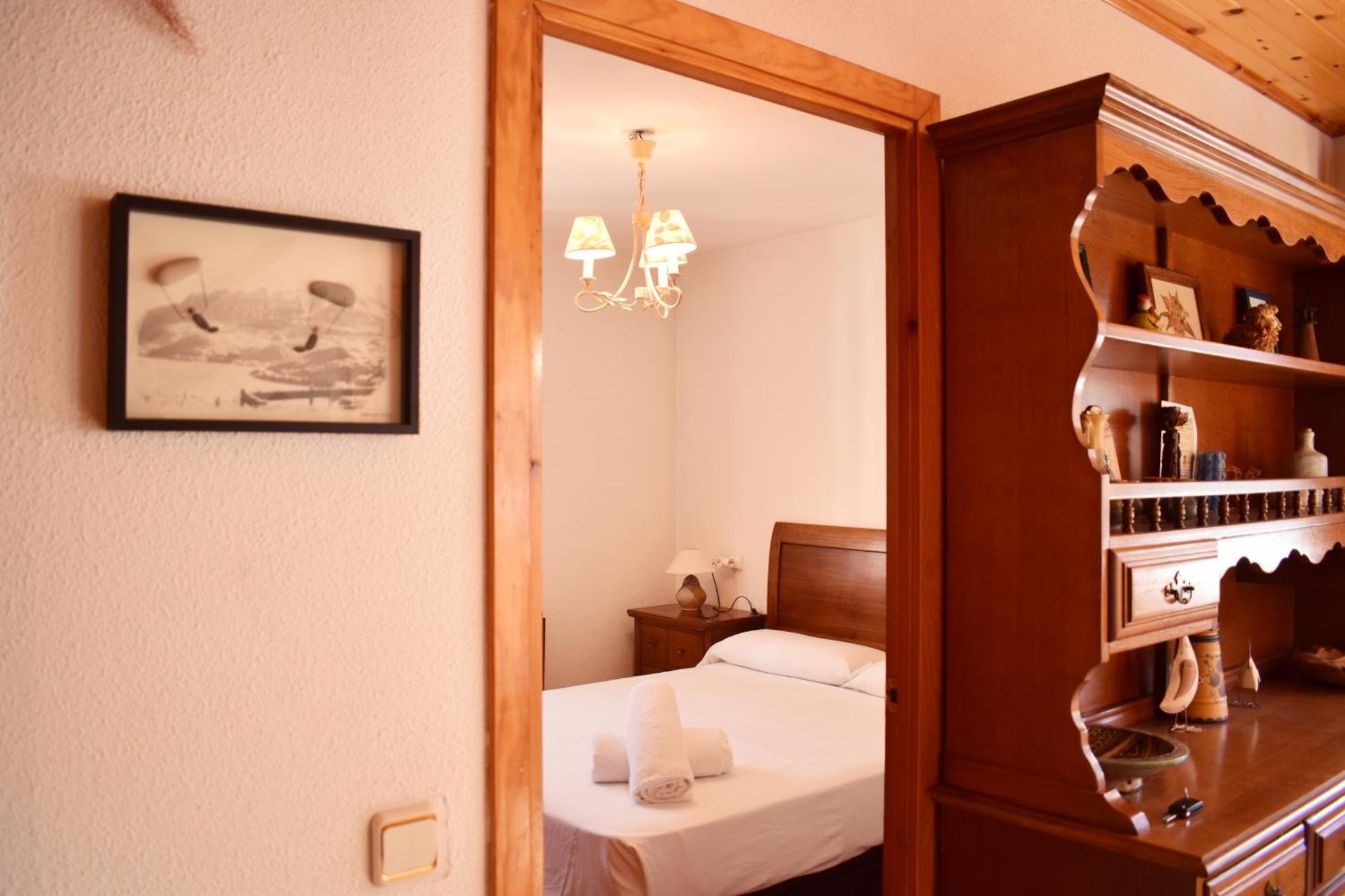 Saliecho Acogedor Apartamento Jardin Y Piscina Sallent de Gállego Extérieur photo